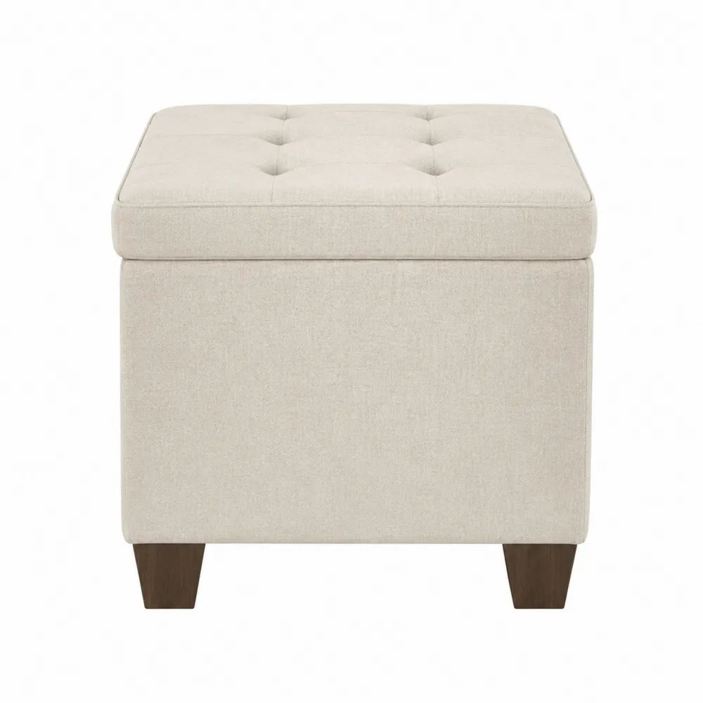 Taburete de tela beige con patas de madera